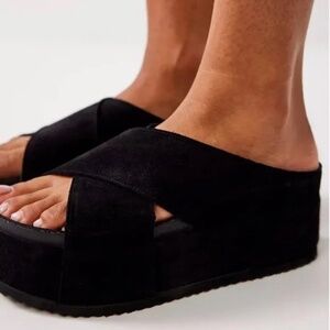 Free People flatform shoe